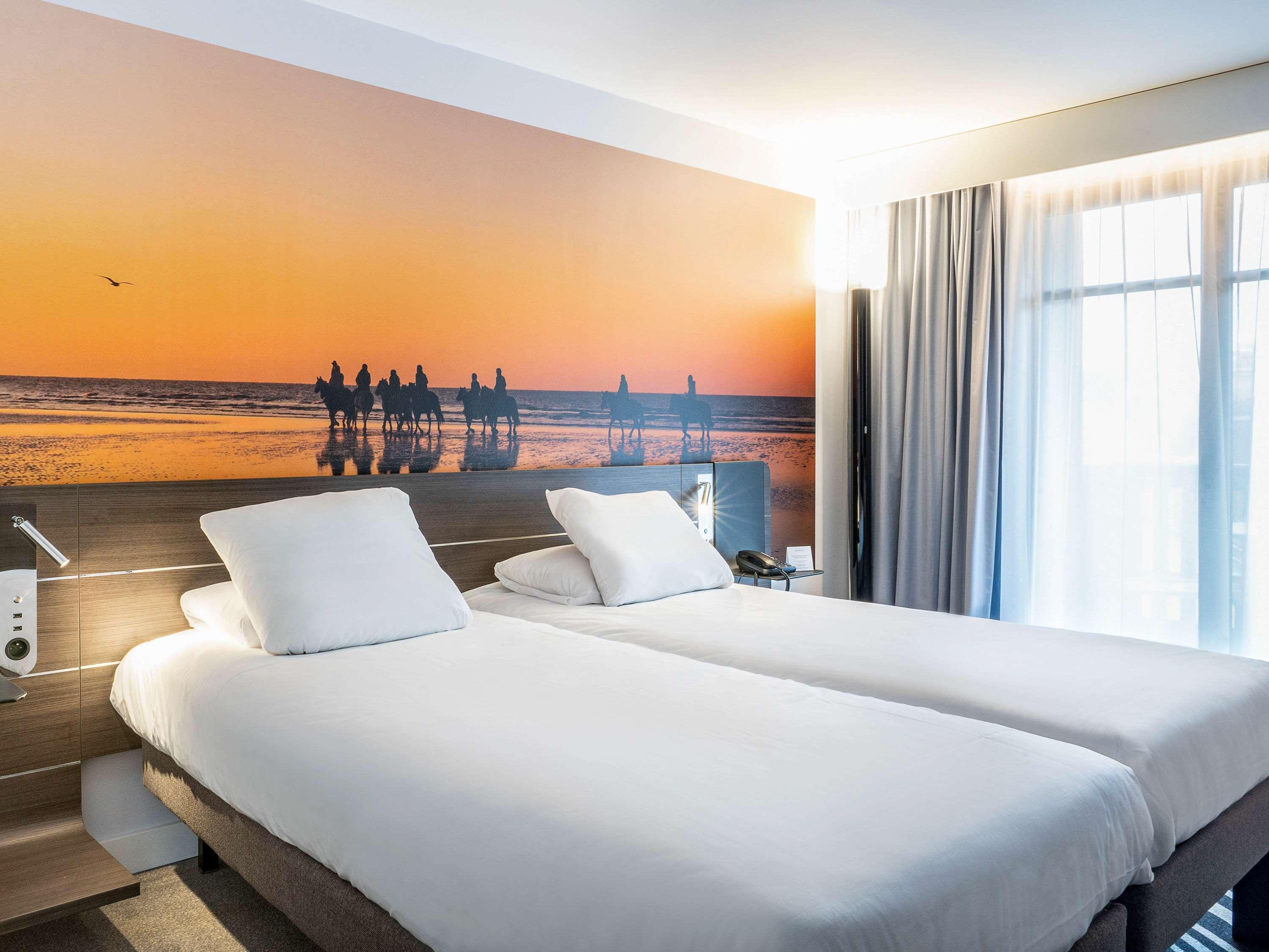 Novotel Deauville Plage Exteriör bild