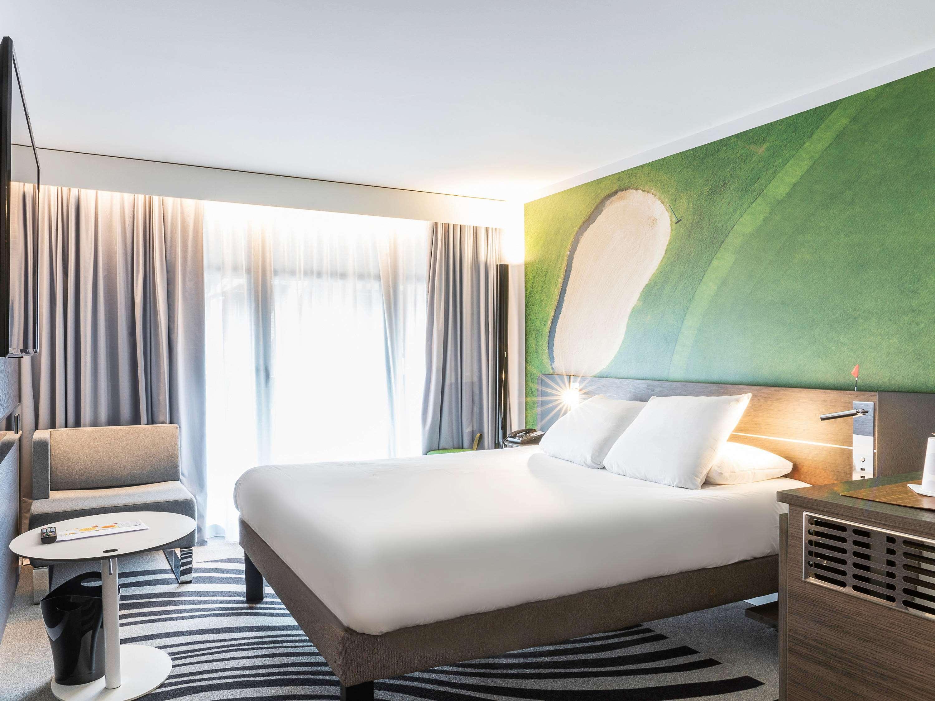 Novotel Deauville Plage Exteriör bild