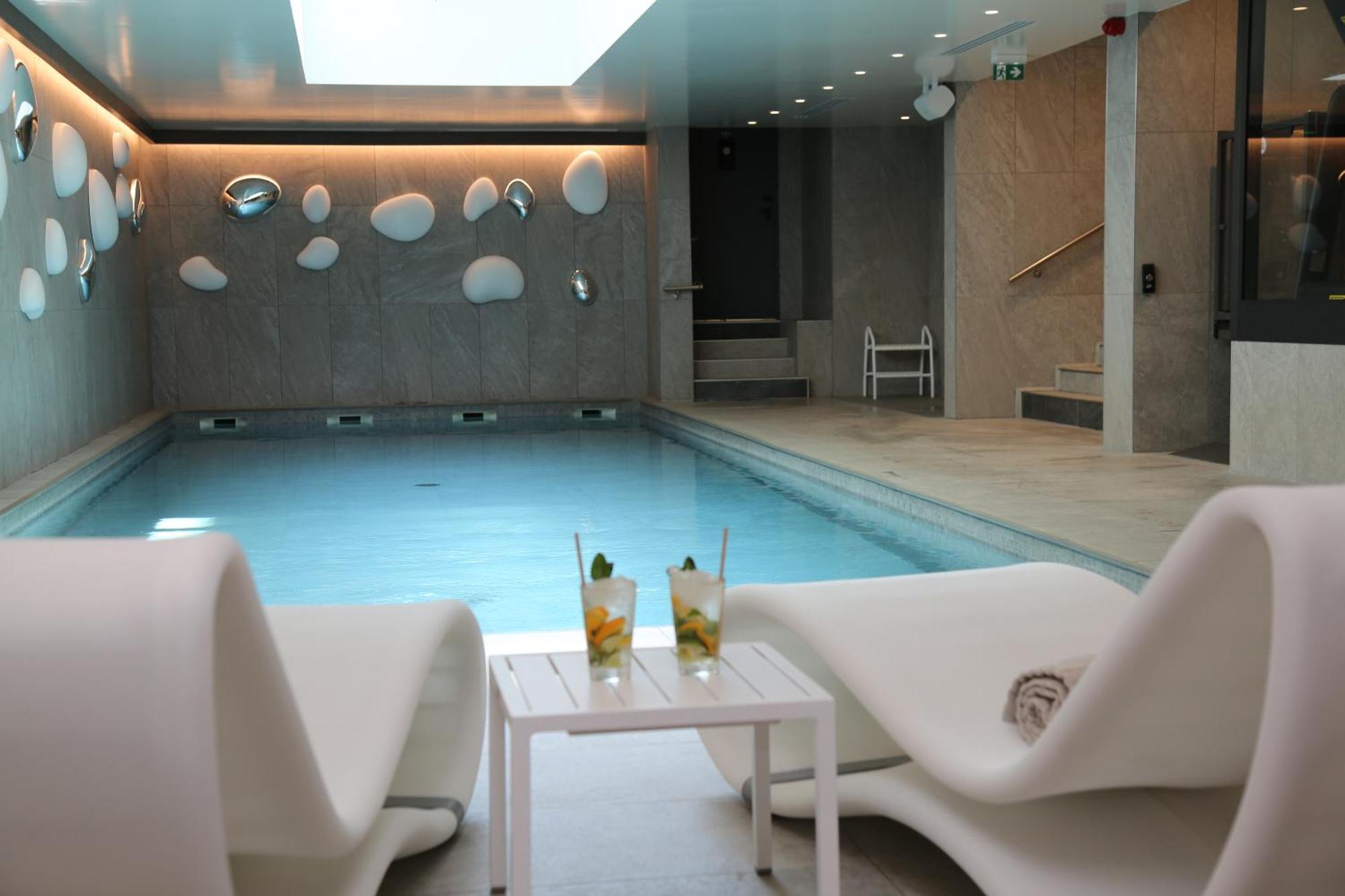 Novotel Deauville Plage Exteriör bild